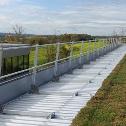 guardrails on trapezoidal sheet metal