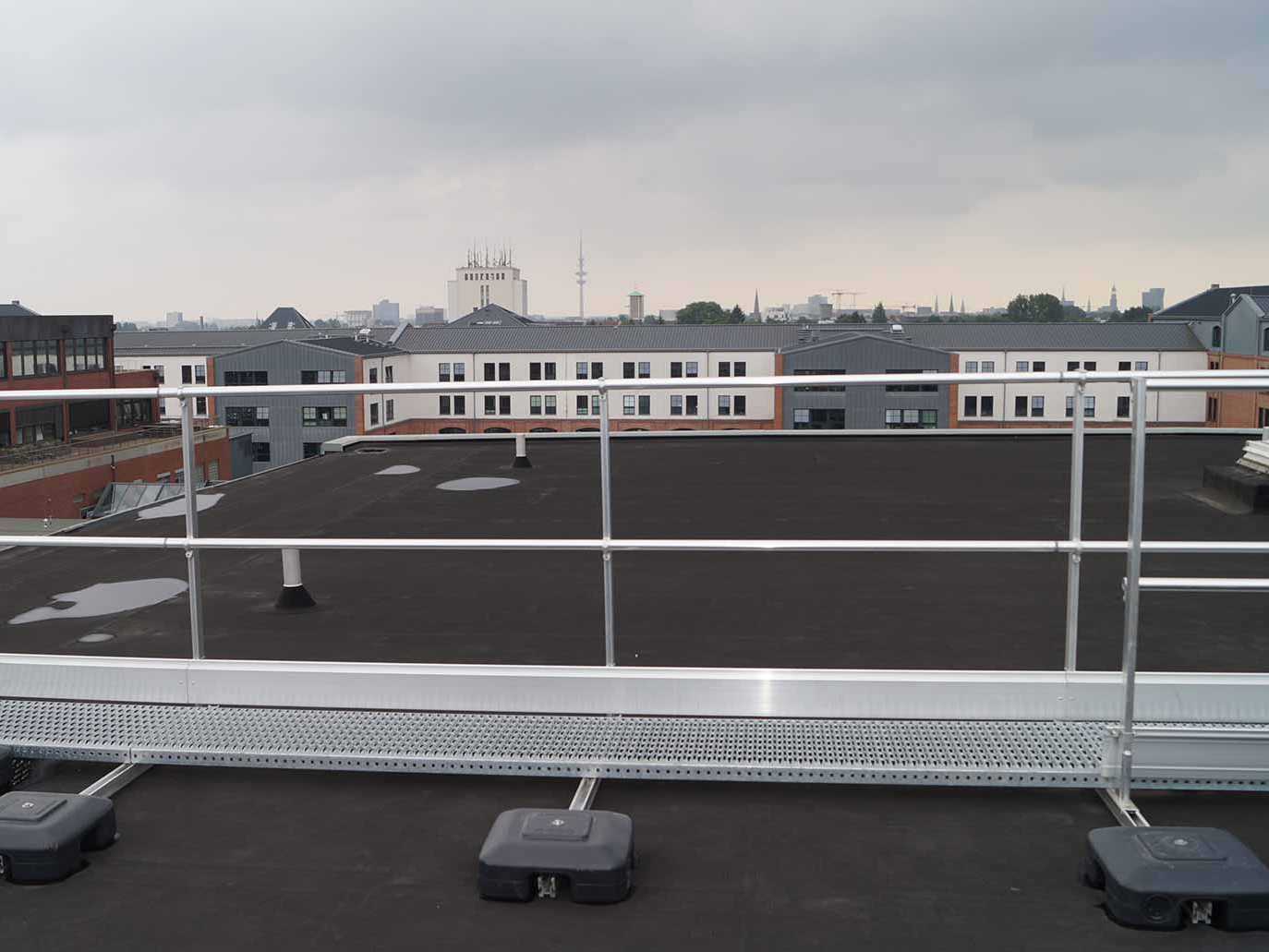 Laufrost auf Flachdach